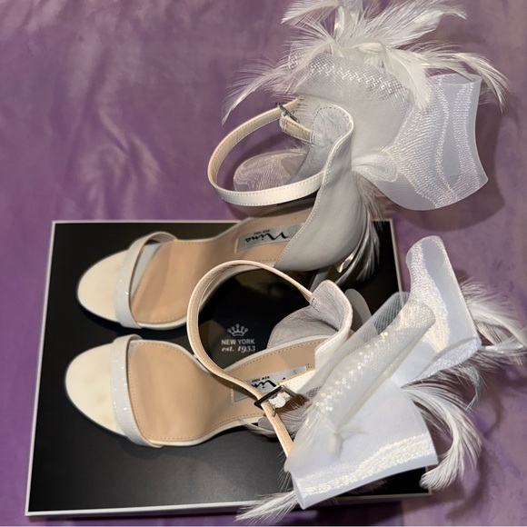 Heels - Picture 4 of 8